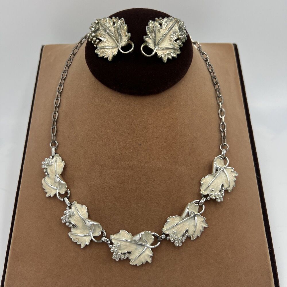 Vintage Necklace Earring Set Clip-On Sarah Coventry Whispering Leaves 1959 17"